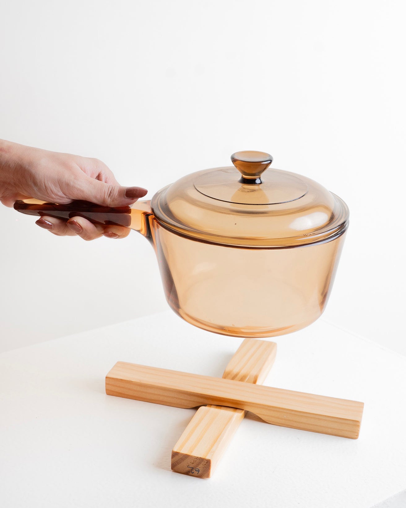 Magnetic Wooden Donga stand